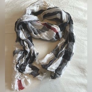 Burberry checkered scarf